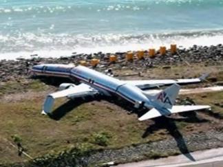 Man Who Snapped Photos of AA Plane: Passengers Were "Lucky"