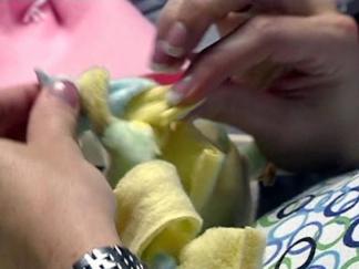 Nurses Keep Mommies-to-Be Entertained