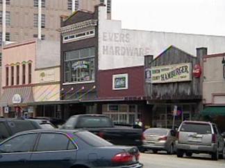 Denton Strives to Balance Past, Future in Downtown
