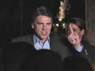 Perry Wins Republican Primary