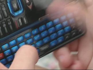 Cops: Will U Txt Me?