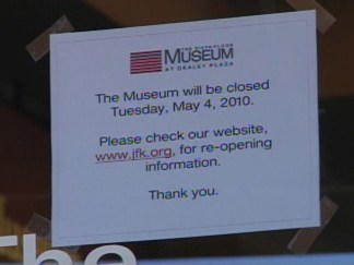 Thieves Target Historical Landmark