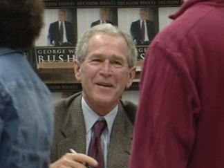 Raw Video: Bush Signs Autographs at Dallas Book Signing
