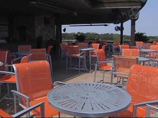 Glass Cactus Offers Lakeside Nightlife Getaway