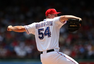 Rangers' Harrison Shuts Down White Sox