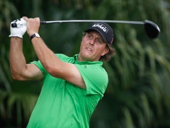 Mickelson May be Only One Able to Stop Tiger