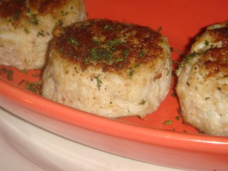 Gourmet Yourself: Crab Cakes From David's Seafood Grill 