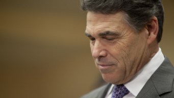 Perry to Have Surgery to Repair Right Clavicle