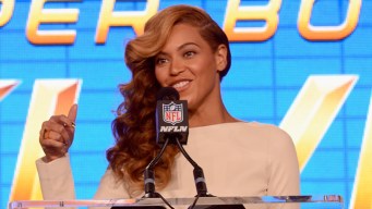 Beyonce Talks Lip-Syncing, Will Sing Live Sunday