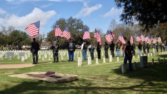 Chris Kyle Funeral Procession Arrives in Austin