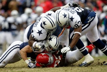 Pass Rush Spells Trouble For Hobbling Seahawks