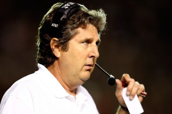 Batch Helps Texas Tech Beat Kansas