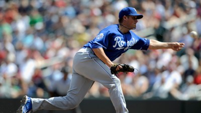 Rangers Acquire Royals Pitcher