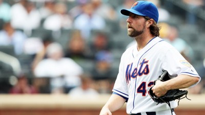 Former Ranger Wins NL Cy Young