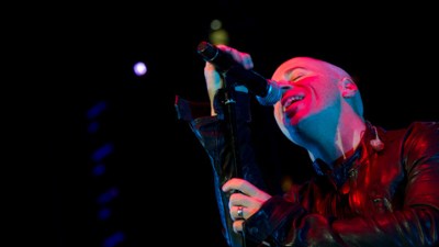 Idol's Daughtry to Sing at Game 7