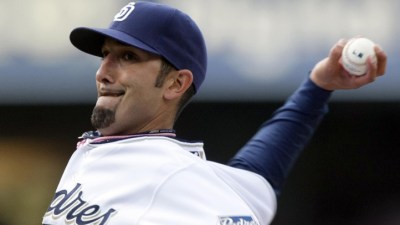 Rangers Pick Up Adams from Padres