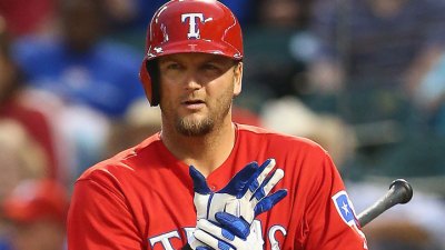 Pierzynski Continues Production in 3-Hole