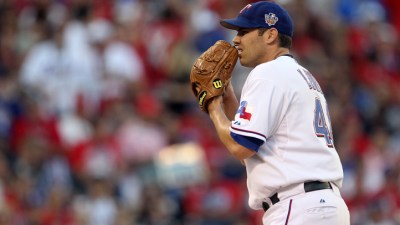 Jays Sneak Past Rangers