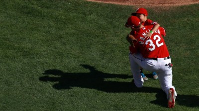 Stone's Son Tossed 1st Pitch to Hamilton