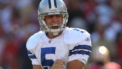 Bailey Making Cowboys Look Foolish