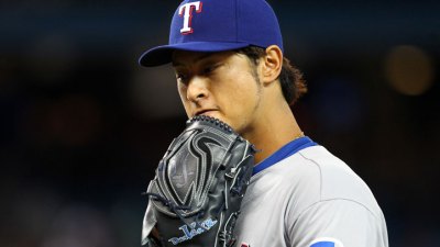 Darvish Strong in 14-8 Loss to White Sox