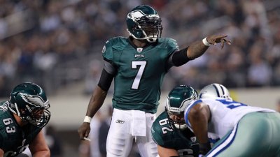 Eagles' Foles, Vick Split Reps