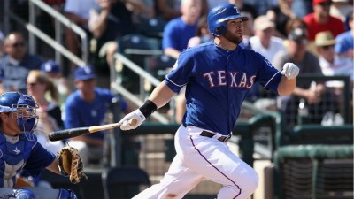 Moreland Finally Gets His Slam