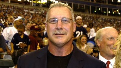 White Going to Texas Cowboy HOF