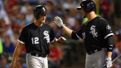 White Sox End Losing Streak With Win in Texas