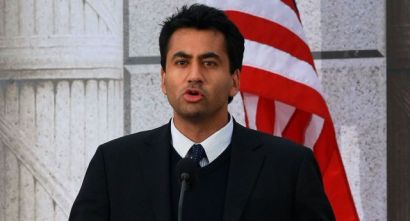 Ex-"House" actor Kal Penn, who was killed off the show on Monday, will work for the Obama administration as a public relations officer. Ex-"House" actor Kal Penn, who was killed off the show on Monday, will work for the Obama administration as a public relations officer.