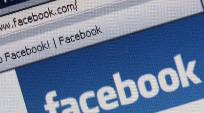 Tweeting and Facebooking to the Governor's Mansion 