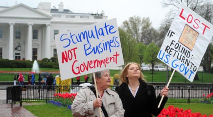 Tea Party Organizers Want to Keep Politicians Out