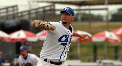 Pelicans Edge Cats 3-2 in Series Finale
