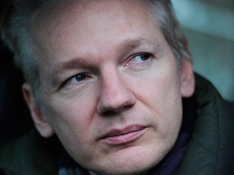 "Hurt Locker" Scribe Joins the Julian Assange/WikiLeaks Film Carousel