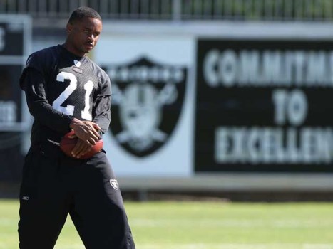 Asomugha a "Huge Long-Shot" For Cowboys