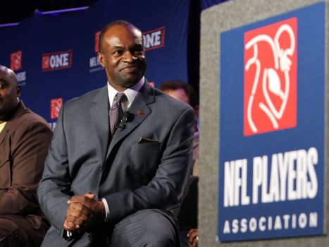 Anticipating a Lockout, NFLPA Issues Money-Saving Handbook to Players