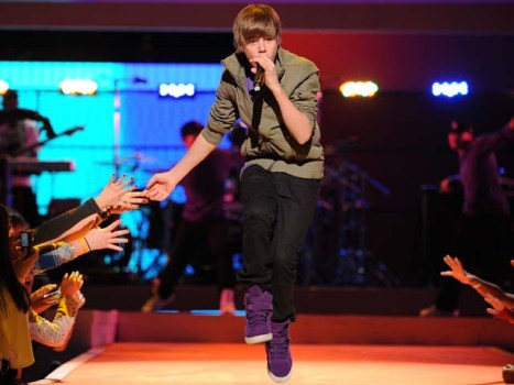 Wednesday Watch List: BIEBER! BIEBER BIEBER BIEBER BIEBER!!!