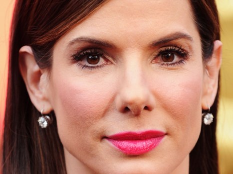 Sandra Bullock Hopes Returning Razzie Will End the Drama