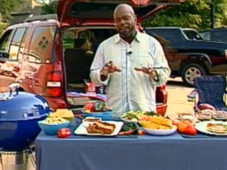 Emmitt Smith Tries Talking Pig Instead of Pigskin