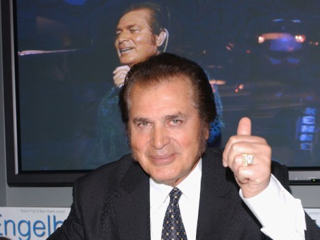 Engelbert Humperdinck Wants to Be Your Next "Idol" Judge
