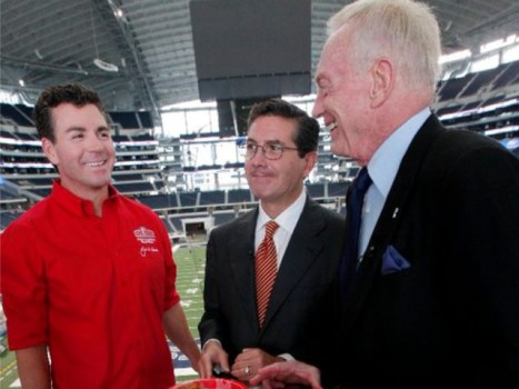 Miles Austin, Papa John's Want to Give You Free Pizza