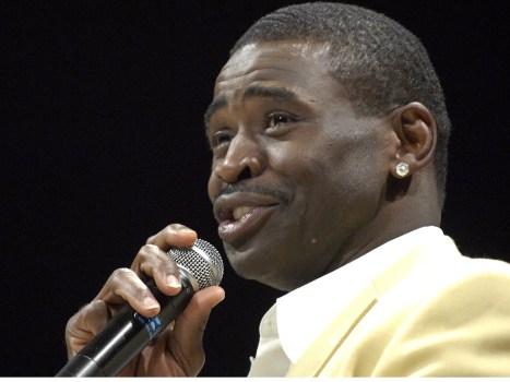Irvin Defends Romo With Shots At Bledsoe