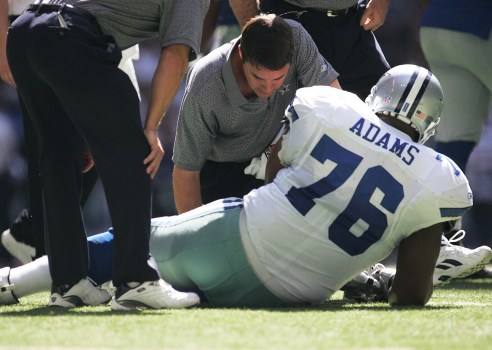 Flozell Returns To Practice