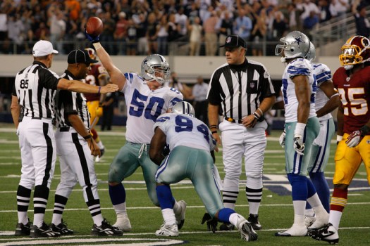 Lee Named NFC Def. Player of Month