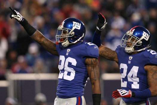 New York Comes Up Giant Against Dallas, 31-24