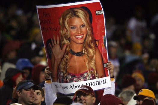 Jessica Simpson Moves Down NFC East Depth Chart