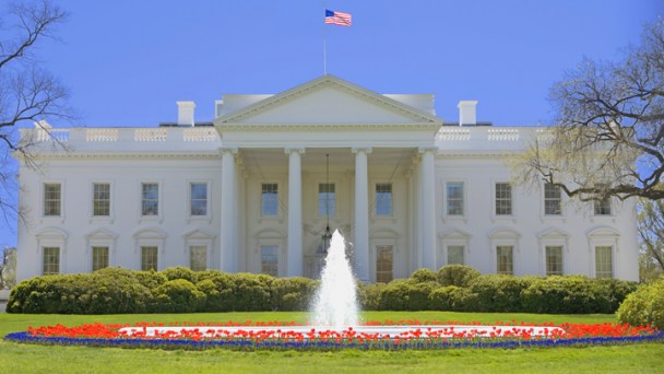 Obama, GOP Senators Praise "Constructive" Dinner