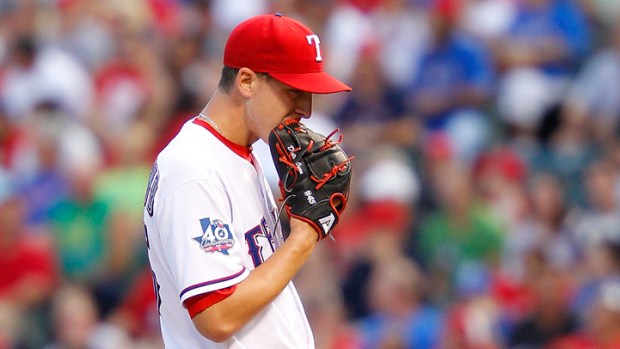 Holland to DL With Shoulder Fatigue