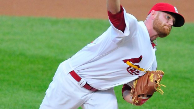 Rangers Sign Right-Handed Pitcher