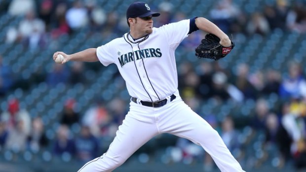 Beavan Pitches 6 Solid Innings in Mariners' Win